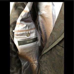 Gucci Tuxedo Jacket in Embossed Velvet Black, Size 52
